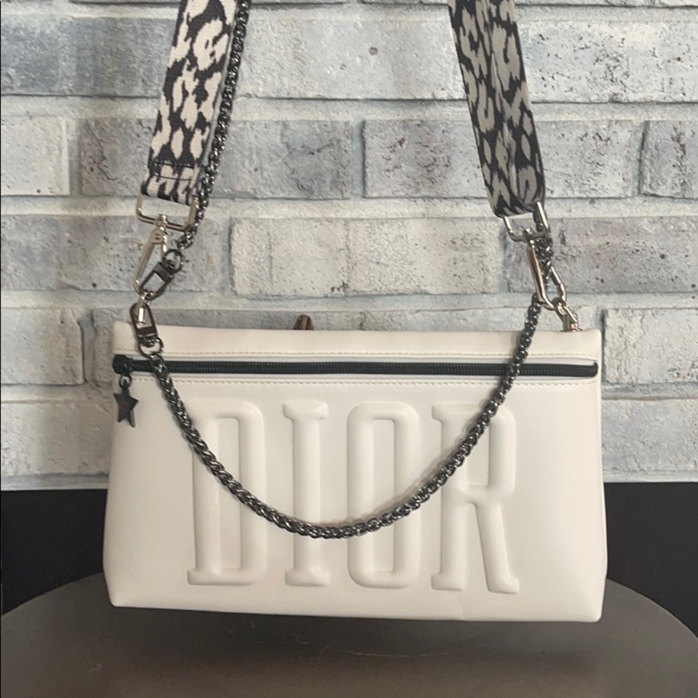 💞White Embossed Dior Cosmetic Bag to Crossbody